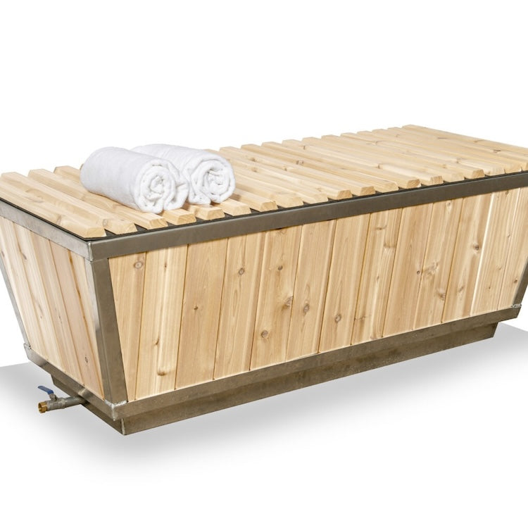 The Canadian Timber Outdoor Polar Plunge Tub (CT362PP) by Leisurecraft