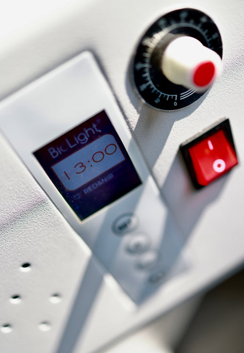 BioLight Adapt System: Professional 360° Red Light Therapy Bed with Customizable Wavelengths & Adjustable Frequencies