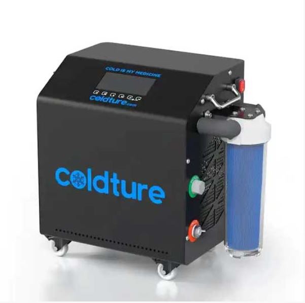 The Canadian Timber Baltic Cold Plunge Tub (CT33BP) by Leisurecraft